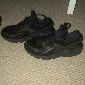 all black huaraches men's